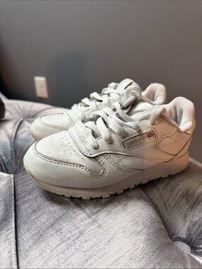 Reebok Kids White Low-Top Leather Sneakers